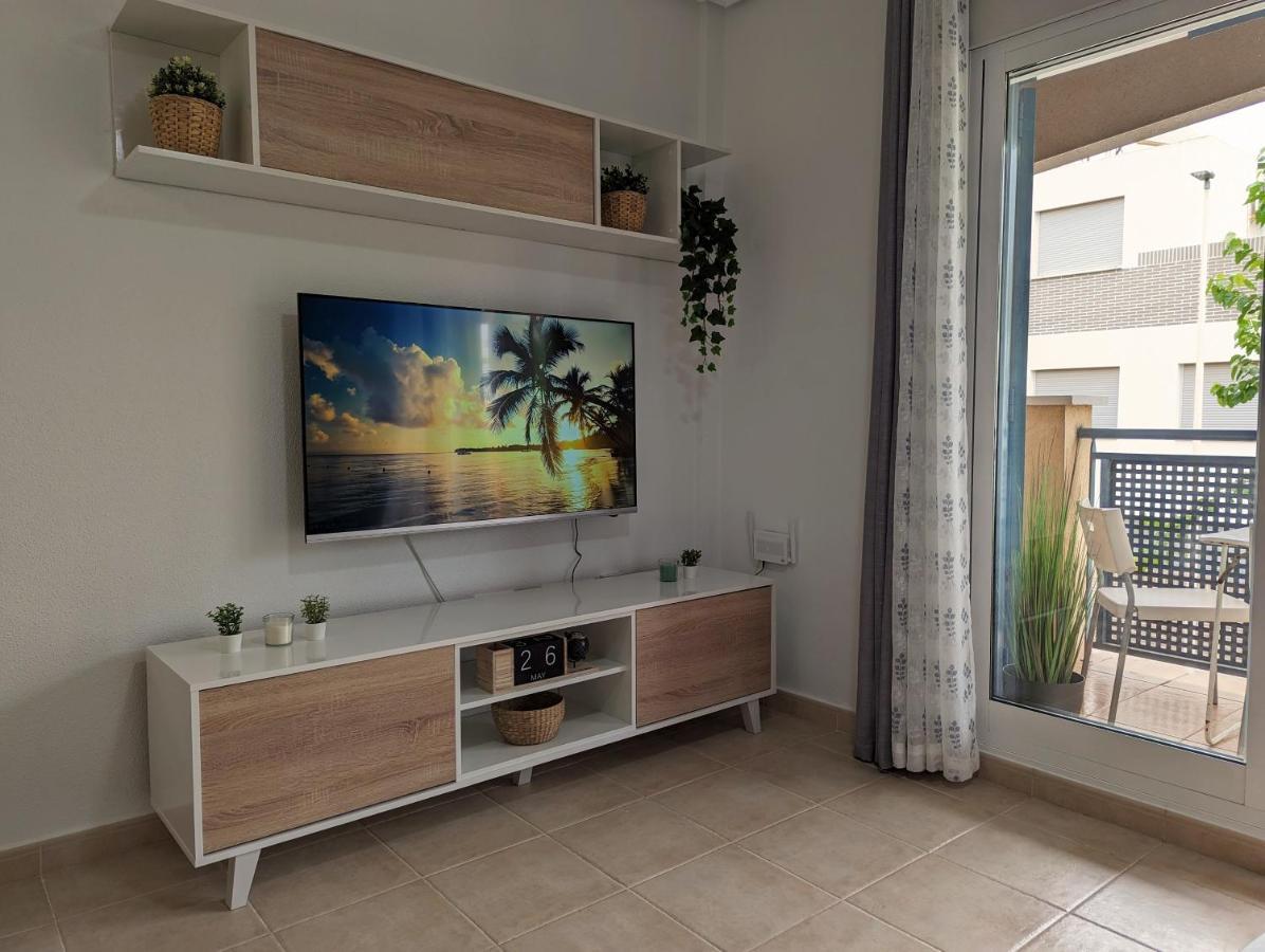Apartamento Las Palmeras - Con Terraza, Barbacoa, Aire Acondicionado Y A 250M De La Playa! Los Alcázares Exterior foto