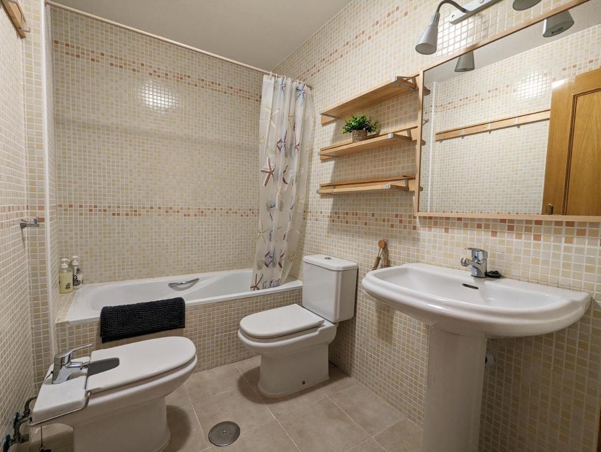 Apartamento Las Palmeras - Con Terraza, Barbacoa, Aire Acondicionado Y A 250M De La Playa! Los Alcázares Exterior foto