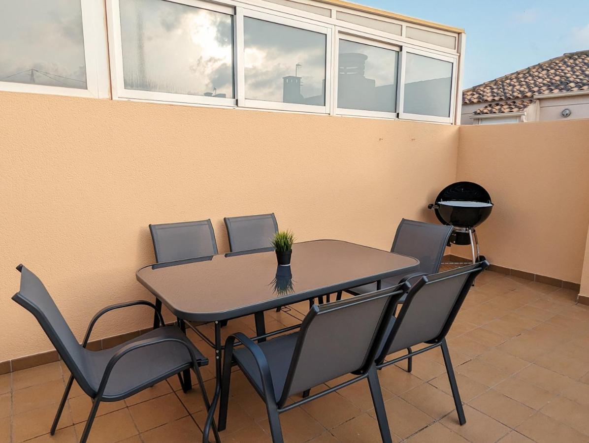 Apartamento Las Palmeras - Con Terraza, Barbacoa, Aire Acondicionado Y A 250M De La Playa! Los Alcázares Exterior foto