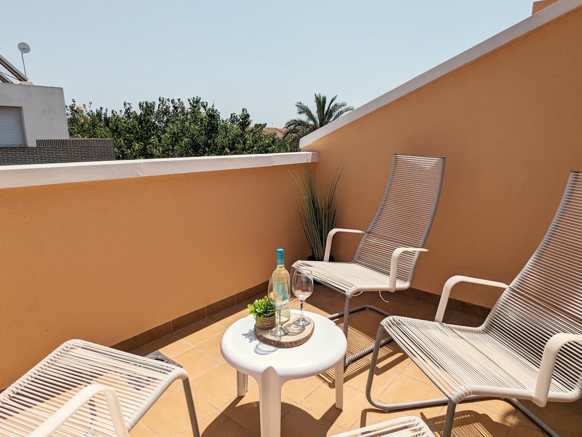 Apartamento Las Palmeras - Con Terraza, Barbacoa, Aire Acondicionado Y A 250M De La Playa! Los Alcázares Exterior foto